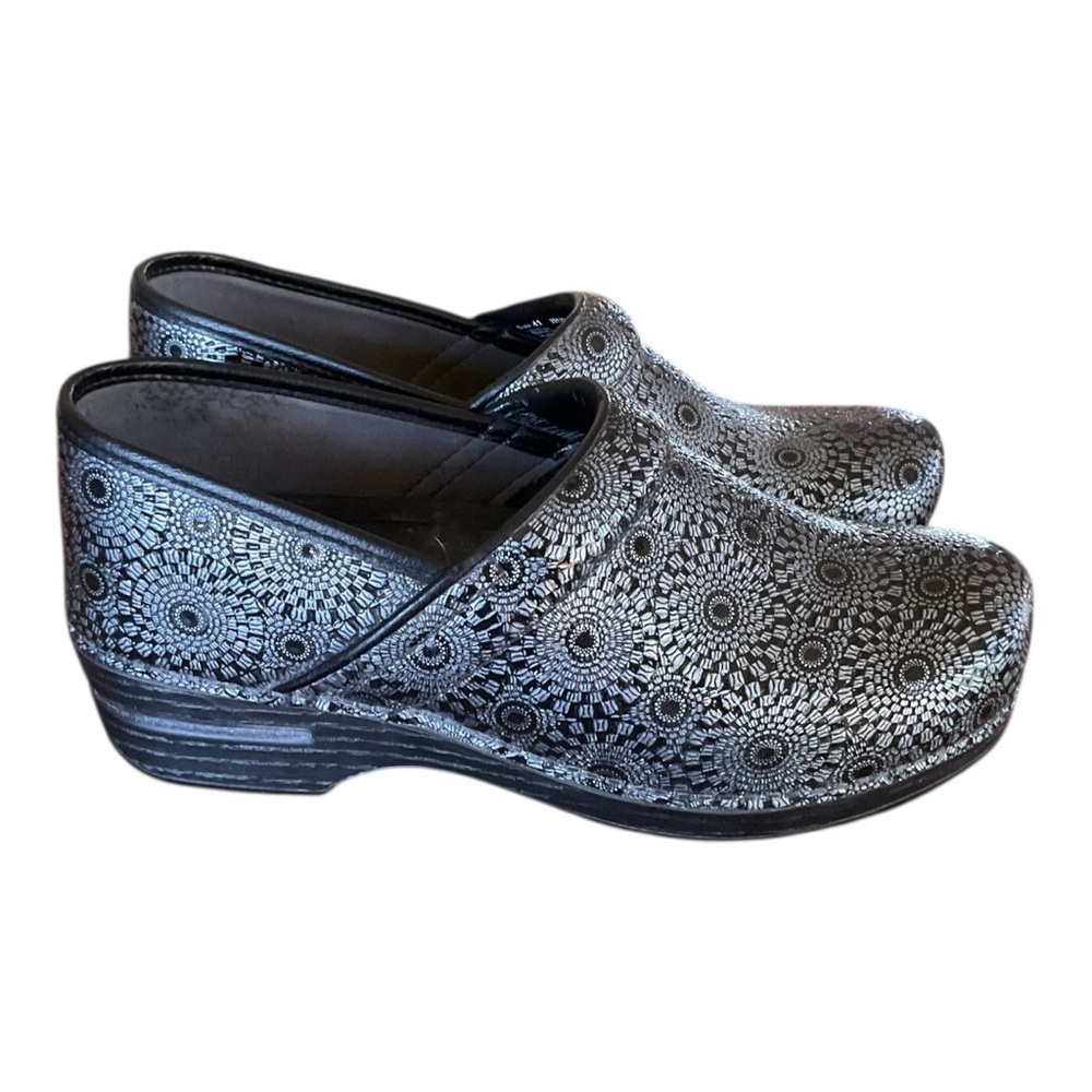 Dansko Professional Black Silver Floral Embossed Clogs | Size 41 EU 10.5-11 Wome